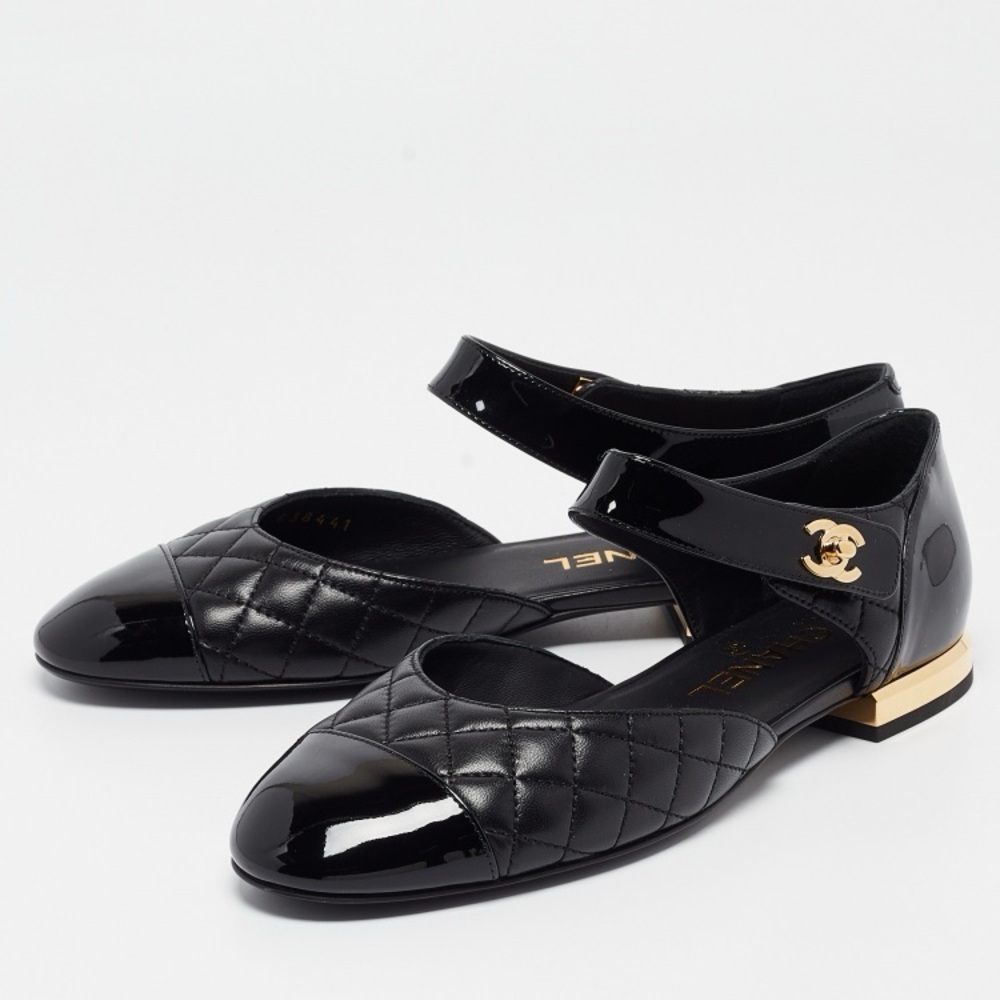 Chanel Black Patent and Leather CC Mary Jane 39/10B